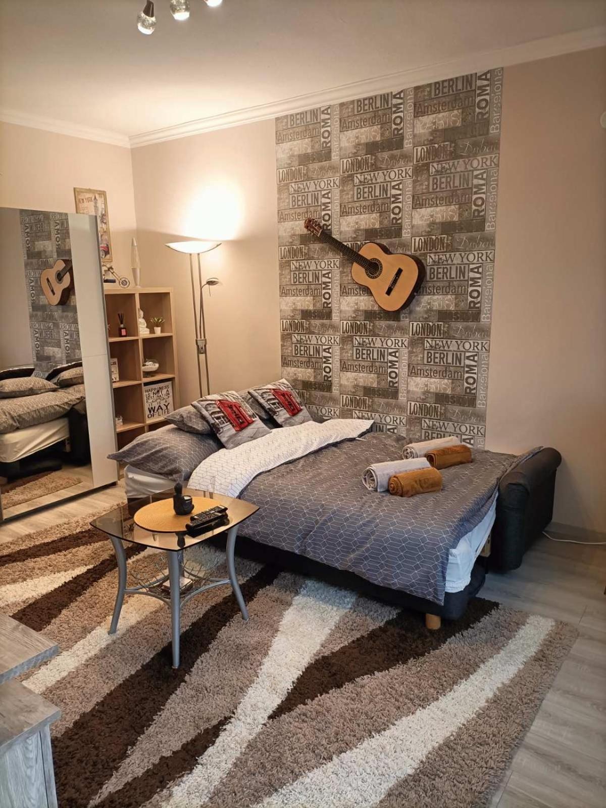 Hiroes Home Kecskemét Extérieur photo